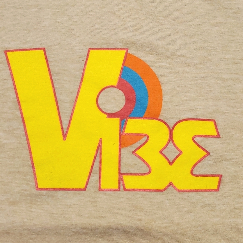 Retro Vibe Rainbow  T in girls Medium